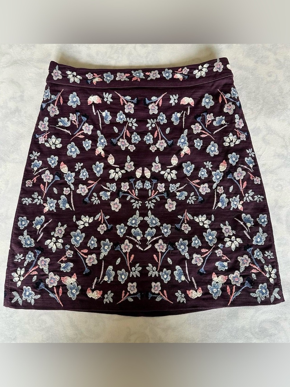 loft purple floral embroidered cotton/spandex skirt / sz 0